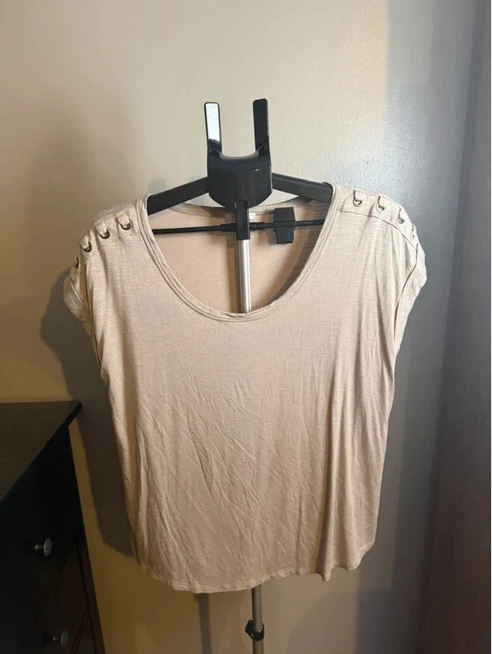 Maurices Beige Tan Grommet Shoulder Scoop Neck Top Large